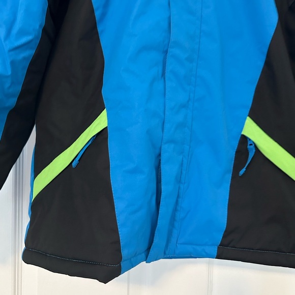 Boy's Waterproof Ski/ Snowboarding windproof Jacket, Fleece Lined Hooded Coat - Picture 3 of 9